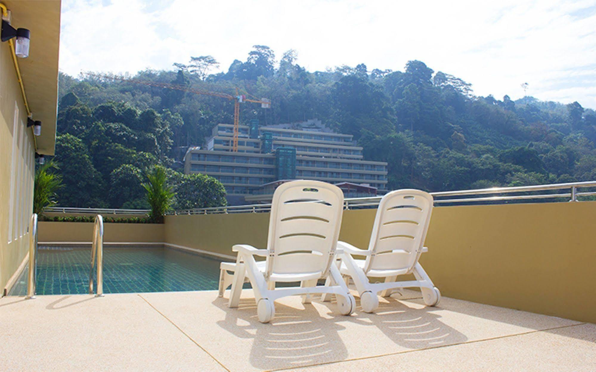 88 Hotel Patong Exterior foto